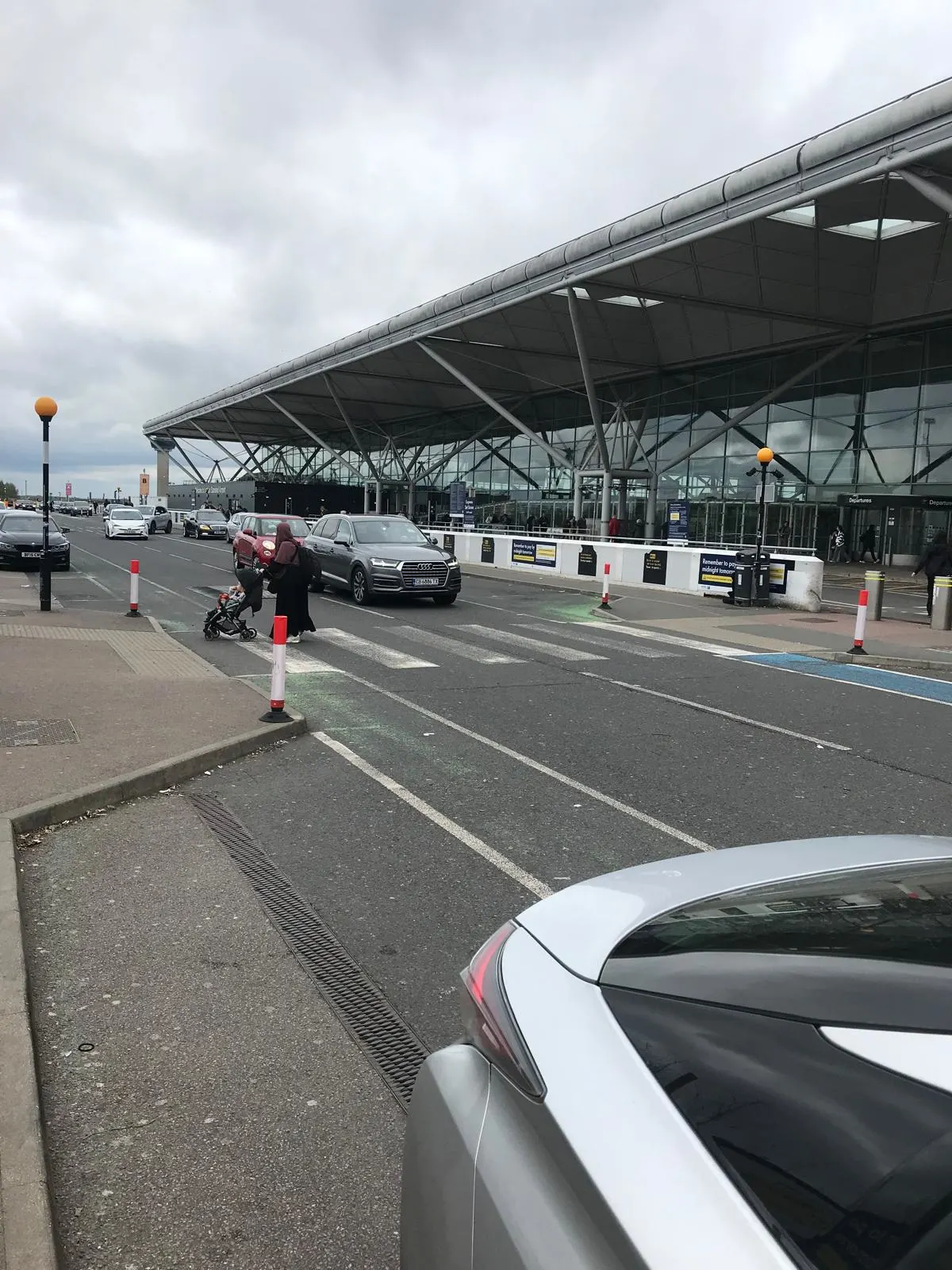 Stansted Airport terminal parking