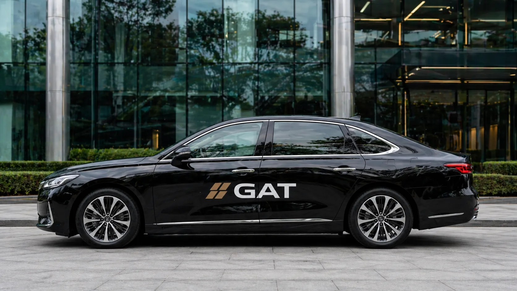 Saloon Car with GAT logo